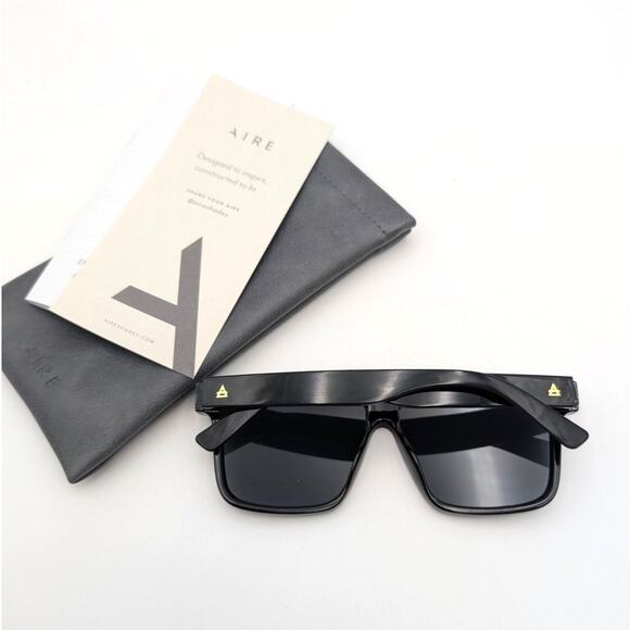 Aire Ara Unisex Square Sunglasses Shiny Black Frame W/ Smoke Mono Lens One Size - Picture 2 of 7